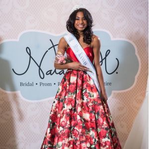 Meet your Posher, Erica